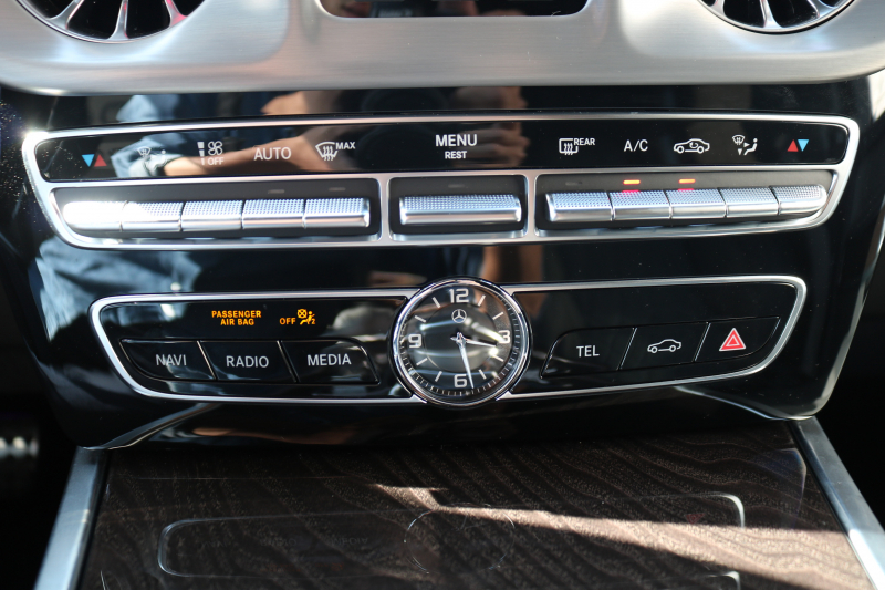 メルセデスベンツ Gクラス G400d ﾏﾇﾌｧｸﾄｩｰｱED　現行型 左H AMGﾗｲﾝ ﾗｸﾞｼﾞｭｱﾘｰPKG ﾚｰﾀﾞｰｾｰﾌﾃｨPKG ｻﾝﾙｰﾌ ﾂｰﾄﾝ革ｼｰﾄ ﾒﾓﾘｰ付Pｼｰﾄ 全席ﾋｰﾀｰ ﾍﾞﾝﾁﾚｰﾀｰ 純正12.3ｲﾝﾁﾜｲﾄﾞﾅﾋﾞ地ﾃﾞｼﾞ Burmester 360°ｶﾒﾗ appleCarplay AndroidAuto PTS LEDﾗｲﾄ AMG20ｲﾝﾁAW　新車保証