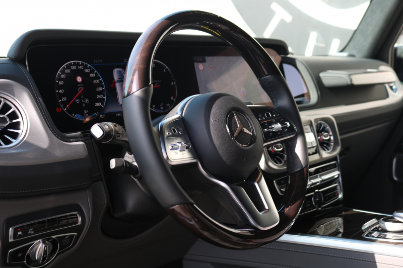 メルセデスベンツ Gクラス G400d ﾏﾇﾌｧｸﾄｩｰｱED　現行型 左H AMGﾗｲﾝ ﾗｸﾞｼﾞｭｱﾘｰPKG ﾚｰﾀﾞｰｾｰﾌﾃｨPKG ｻﾝﾙｰﾌ ﾂｰﾄﾝ革ｼｰﾄ ﾒﾓﾘｰ付Pｼｰﾄ 全席ﾋｰﾀｰ ﾍﾞﾝﾁﾚｰﾀｰ 純正12.3ｲﾝﾁﾜｲﾄﾞﾅﾋﾞ地ﾃﾞｼﾞ Burmester 360°ｶﾒﾗ appleCarplay AndroidAuto PTS LEDﾗｲﾄ AMG20ｲﾝﾁAW　新車保証