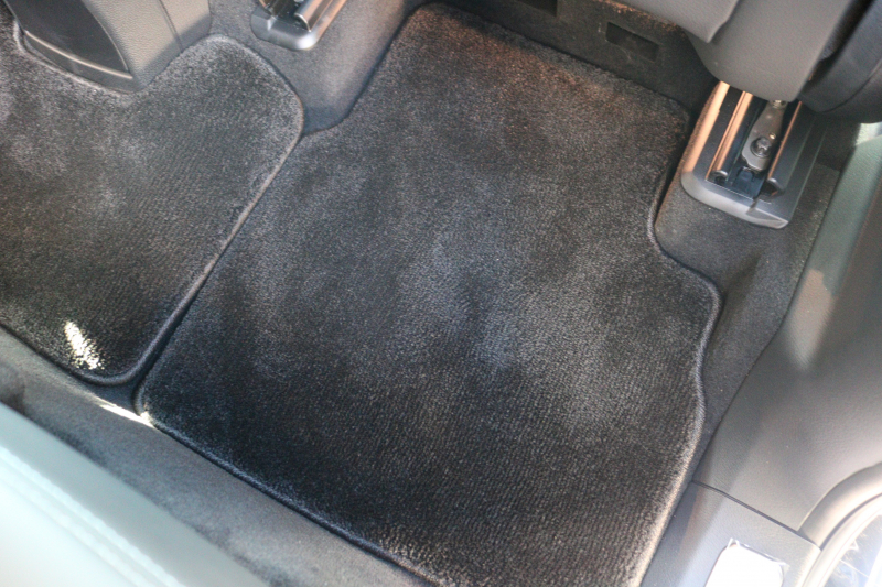 メルセデスベンツ Gクラス G400d ﾏﾇﾌｧｸﾄｩｰｱED　現行型 左H AMGﾗｲﾝ ﾗｸﾞｼﾞｭｱﾘｰPKG ﾚｰﾀﾞｰｾｰﾌﾃｨPKG ｻﾝﾙｰﾌ ﾂｰﾄﾝ革ｼｰﾄ ﾒﾓﾘｰ付Pｼｰﾄ 全席ﾋｰﾀｰ ﾍﾞﾝﾁﾚｰﾀｰ 純正12.3ｲﾝﾁﾜｲﾄﾞﾅﾋﾞ地ﾃﾞｼﾞ Burmester 360°ｶﾒﾗ appleCarplay AndroidAuto PTS LEDﾗｲﾄ AMG20ｲﾝﾁAW　新車保証