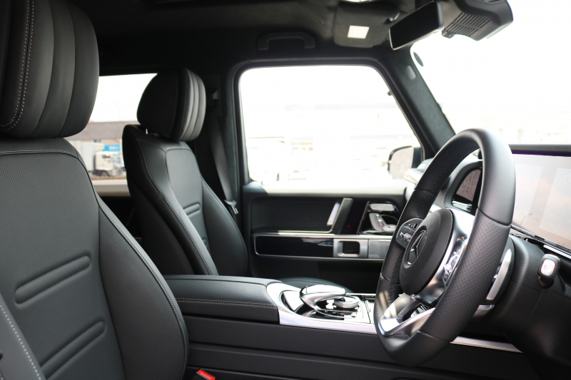 メルセデスベンツ Gクラス G400d AMGﾗｲﾝ　現行型(MC後NEWｲﾝﾃﾘｱ) ﾗｸﾞｼﾞｭｱﾘｰPKG ﾚｰﾀﾞｰｾｰﾌﾃｨPKG SR ﾅｯﾊﾟ黒革ｼｰﾄ ﾒﾓﾘｰ付Pｼｰﾄ 全席ﾋｰﾀｰ 純正12.3ｲﾝﾁﾜｲﾄﾞﾅﾋﾞ地ﾃﾞｼﾞ Burmester 360°ｶﾒﾗ appleCarplay AndroidAuto PTS LEDﾗｲﾄ ｱﾀﾞﾌﾟﾃｨﾌﾞﾀﾞﾝﾋﾟﾝｸﾞ AMG20ｲﾝﾁAW　新車保証