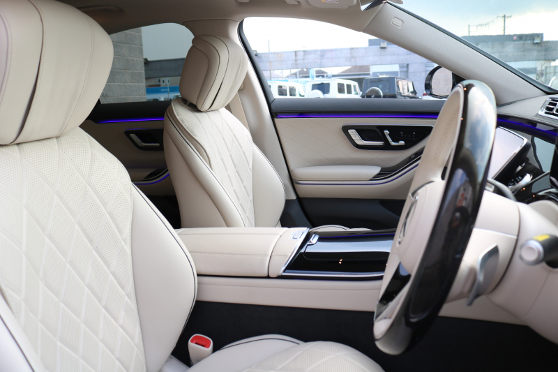 メルセデスベンツ Sクラス S500 4MATIC AMGﾗｲﾝ　現行型 ﾚｻﾞｰｴｸｽｸﾙｰｼﾌﾞPKG ﾍﾞｰｼｯｸPKG ﾚｰﾀﾞｰｾｰﾌﾃｨPKG ﾊﾟﾉﾗﾏSR  白ﾅｯﾊﾟ革ｼｰﾄ ｼｰﾄﾋｰﾀ ﾍﾞﾝﾁﾚｰﾀ DIGITALﾍｯﾄﾞ 純正ARﾅﾋﾞ地ﾃﾞｼﾞ MBUX 360度ｶﾒﾗ appleCarPlay AndroidAuto ﾘｱｱｸｽﾙｽﾃｱﾘﾝｸﾞ PTS HUD AMG20ｲﾝﾁAW　新車保証