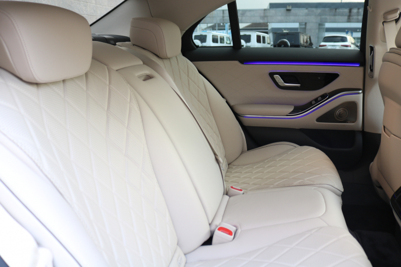 メルセデスベンツ Sクラス S500 4MATIC AMGﾗｲﾝ　現行型 ﾚｻﾞｰｴｸｽｸﾙｰｼﾌﾞPKG ﾍﾞｰｼｯｸPKG ﾚｰﾀﾞｰｾｰﾌﾃｨPKG ﾊﾟﾉﾗﾏSR  白ﾅｯﾊﾟ革ｼｰﾄ ｼｰﾄﾋｰﾀ ﾍﾞﾝﾁﾚｰﾀ DIGITALﾍｯﾄﾞ 純正ARﾅﾋﾞ地ﾃﾞｼﾞ MBUX 360度ｶﾒﾗ appleCarPlay AndroidAuto ﾘｱｱｸｽﾙｽﾃｱﾘﾝｸﾞ PTS HUD AMG20ｲﾝﾁAW　新車保証