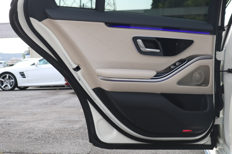メルセデスベンツ Sクラス S500 4MATIC AMGﾗｲﾝ　現行型 ﾚｻﾞｰｴｸｽｸﾙｰｼﾌﾞPKG ﾍﾞｰｼｯｸPKG ﾚｰﾀﾞｰｾｰﾌﾃｨPKG ﾊﾟﾉﾗﾏSR  白ﾅｯﾊﾟ革ｼｰﾄ ｼｰﾄﾋｰﾀ ﾍﾞﾝﾁﾚｰﾀ DIGITALﾍｯﾄﾞ 純正ARﾅﾋﾞ地ﾃﾞｼﾞ MBUX 360度ｶﾒﾗ appleCarPlay AndroidAuto ﾘｱｱｸｽﾙｽﾃｱﾘﾝｸﾞ PTS HUD AMG20ｲﾝﾁAW　新車保証
