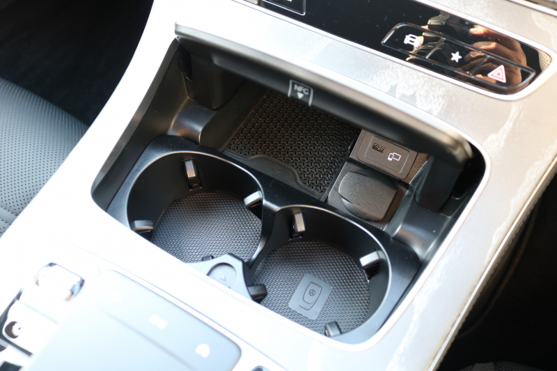 AMG Eクラス E53ﾜｺﾞﾝ 4MATIC+(ISG搭載ﾓﾃﾞﾙ)　後期型 ｴｸｽｸﾙｰｼﾌﾞPKG ｴﾅｼﾞｬｲｼﾞﾝｸﾞPKGﾌﾟﾗｽ ｴｱﾊﾞﾗﾝｽPKG ﾚｰﾀﾞｰｾｰﾌﾃｨPKG ﾊﾟﾉﾗﾏSR 黒ﾅｯﾊﾟ革 ｼｰﾄﾋｰﾀ ﾍﾞﾝﾁﾚｰﾀ 純正ﾅﾋﾞ地ﾃﾞｼﾞ 360°ｶﾒﾗ MBUX Burmester Applecarplay HUD PTS AMG20ｲﾝﾁAW　新車保証