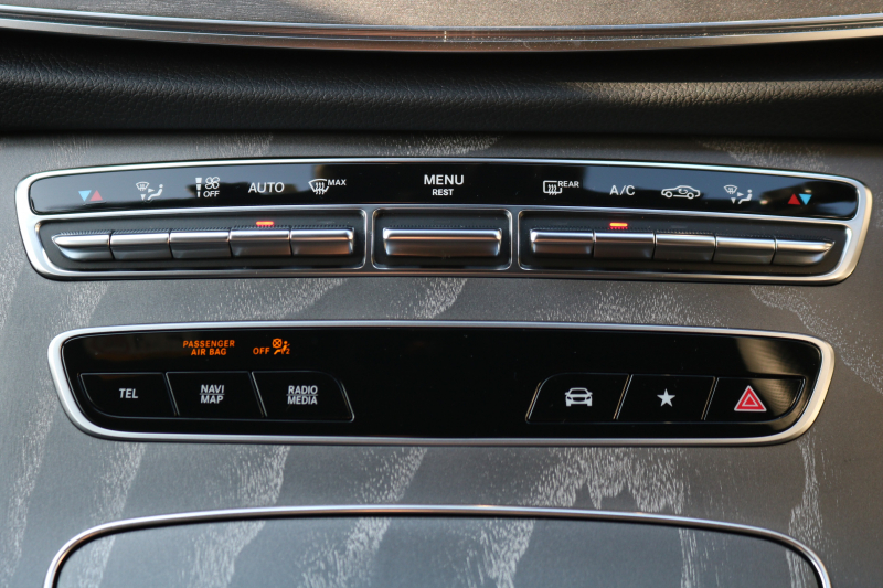 AMG Eクラス E53ﾜｺﾞﾝ 4MATIC+(ISG搭載ﾓﾃﾞﾙ)　後期型 ｴｸｽｸﾙｰｼﾌﾞPKG ｴﾅｼﾞｬｲｼﾞﾝｸﾞPKGﾌﾟﾗｽ ｴｱﾊﾞﾗﾝｽPKG ﾚｰﾀﾞｰｾｰﾌﾃｨPKG ﾊﾟﾉﾗﾏSR 黒ﾅｯﾊﾟ革 ｼｰﾄﾋｰﾀ ﾍﾞﾝﾁﾚｰﾀ 純正ﾅﾋﾞ地ﾃﾞｼﾞ 360°ｶﾒﾗ MBUX Burmester Applecarplay HUD PTS AMG20ｲﾝﾁAW　新車保証