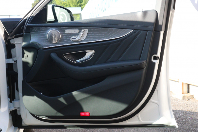 AMG Eクラス E53ﾜｺﾞﾝ 4MATIC+(ISG搭載ﾓﾃﾞﾙ)　後期型 ｴｸｽｸﾙｰｼﾌﾞPKG ｴﾅｼﾞｬｲｼﾞﾝｸﾞPKGﾌﾟﾗｽ ｴｱﾊﾞﾗﾝｽPKG ﾚｰﾀﾞｰｾｰﾌﾃｨPKG ﾊﾟﾉﾗﾏSR 黒ﾅｯﾊﾟ革 ｼｰﾄﾋｰﾀ ﾍﾞﾝﾁﾚｰﾀ 純正ﾅﾋﾞ地ﾃﾞｼﾞ 360°ｶﾒﾗ MBUX Burmester Applecarplay HUD PTS AMG20ｲﾝﾁAW　新車保証