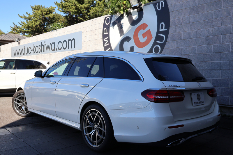 メルセデスベンツ Eクラス E220dﾜｺﾞﾝ ｽﾎﾟｰﾂ　後期型 ｴｸｽｸﾙｰｼﾌﾞPKG AMGﾗｲﾝｲﾝﾃﾘｱPKG ｴｱﾊﾞﾗﾝｽPKG ﾚｰﾀﾞｰｾｰﾌﾃｨPKG 1ｵｰﾅｰ ﾊﾟﾉﾗﾏSR 黒ﾅｯﾊﾟ革 ｼｰﾄﾋｰﾀ 純正ﾅﾋﾞ地ﾃﾞｼﾞ 360°ｶﾒﾗ MBUX Burmester Applecarplay ﾜｲﾔﾚｽﾁｬｰｼﾞﾝｸﾞ HUD PTS AMG19ｲﾝﾁAW　新車保証
