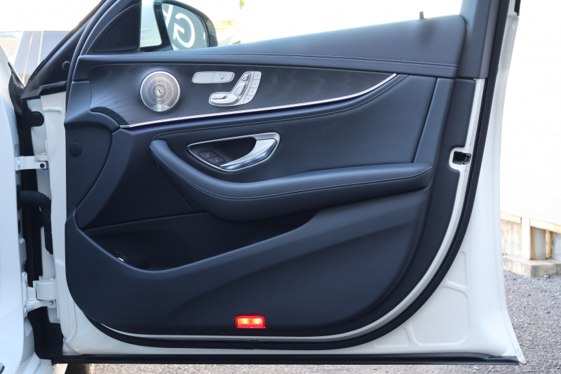 メルセデスベンツ Eクラス E220dﾜｺﾞﾝ ｽﾎﾟｰﾂ　後期型 ｴｸｽｸﾙｰｼﾌﾞPKG AMGﾗｲﾝｲﾝﾃﾘｱPKG ｴｱﾊﾞﾗﾝｽPKG ﾚｰﾀﾞｰｾｰﾌﾃｨPKG 1ｵｰﾅｰ ﾊﾟﾉﾗﾏSR 黒ﾅｯﾊﾟ革 ｼｰﾄﾋｰﾀ 純正ﾅﾋﾞ地ﾃﾞｼﾞ 360°ｶﾒﾗ MBUX Burmester Applecarplay ﾜｲﾔﾚｽﾁｬｰｼﾞﾝｸﾞ HUD PTS AMG19ｲﾝﾁAW　新車保証