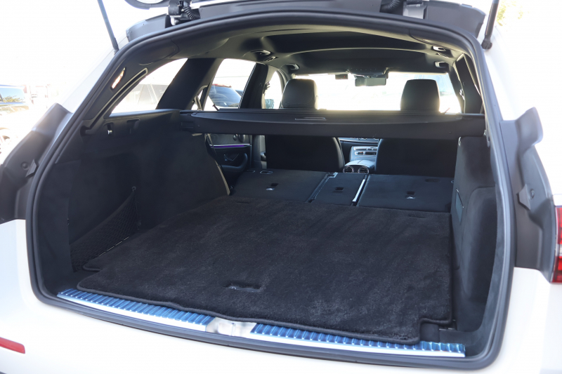 メルセデスベンツ Eクラス E220dﾜｺﾞﾝ ｽﾎﾟｰﾂ　後期型 ｴｸｽｸﾙｰｼﾌﾞPKG AMGﾗｲﾝｲﾝﾃﾘｱPKG ｴｱﾊﾞﾗﾝｽPKG ﾚｰﾀﾞｰｾｰﾌﾃｨPKG 1ｵｰﾅｰ ﾊﾟﾉﾗﾏSR 黒ﾅｯﾊﾟ革 ｼｰﾄﾋｰﾀ 純正ﾅﾋﾞ地ﾃﾞｼﾞ 360°ｶﾒﾗ MBUX Burmester Applecarplay ﾜｲﾔﾚｽﾁｬｰｼﾞﾝｸﾞ HUD PTS AMG19ｲﾝﾁAW　新車保証