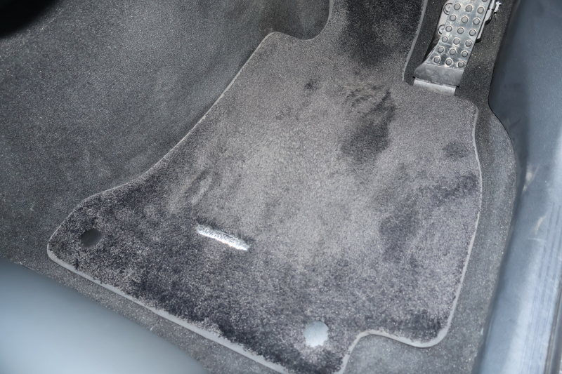 メルセデスベンツ Eクラス E220dﾜｺﾞﾝ ｽﾎﾟｰﾂ　後期型 ｴｸｽｸﾙｰｼﾌﾞPKG AMGﾗｲﾝｲﾝﾃﾘｱPKG ｴｱﾊﾞﾗﾝｽPKG ﾚｰﾀﾞｰｾｰﾌﾃｨPKG 1ｵｰﾅｰ ﾊﾟﾉﾗﾏSR 黒ﾅｯﾊﾟ革 ｼｰﾄﾋｰﾀ 純正ﾅﾋﾞ地ﾃﾞｼﾞ 360°ｶﾒﾗ MBUX Burmester Applecarplay ﾜｲﾔﾚｽﾁｬｰｼﾞﾝｸﾞ HUD PTS AMG19ｲﾝﾁAW　新車保証