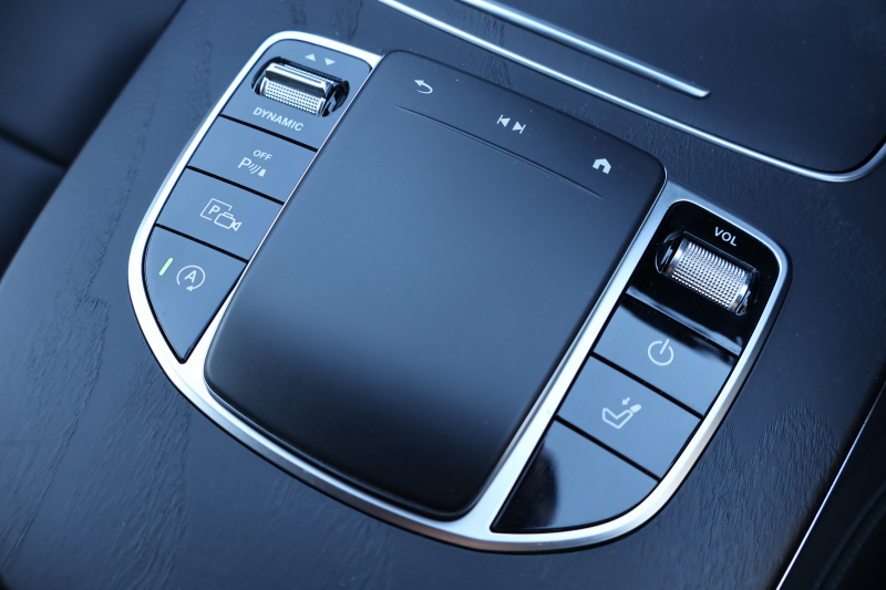 メルセデスベンツ Eクラス E220dﾜｺﾞﾝ ｽﾎﾟｰﾂ　後期型 ｴｸｽｸﾙｰｼﾌﾞPKG AMGﾗｲﾝｲﾝﾃﾘｱPKG ｴｱﾊﾞﾗﾝｽPKG ﾚｰﾀﾞｰｾｰﾌﾃｨPKG 1ｵｰﾅｰ ﾊﾟﾉﾗﾏSR 黒ﾅｯﾊﾟ革 ｼｰﾄﾋｰﾀ 純正ﾅﾋﾞ地ﾃﾞｼﾞ 360°ｶﾒﾗ MBUX Burmester Applecarplay ﾜｲﾔﾚｽﾁｬｰｼﾞﾝｸﾞ HUD PTS AMG19ｲﾝﾁAW　新車保証