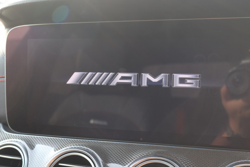 AMG Eクラス E53 4MATIC+　中期型 ｴｸｽｸﾙｰｼﾌﾞPKG AMGｽﾀﾘﾝｸﾞPKG(E53専用) ﾚｰﾀﾞｰｾｰﾌﾃｨPKG ｴｱﾊﾞﾗﾝｽPKG 1ｵｰﾅｰ ISG搭載 ﾊﾟﾉﾗﾏSR ｷｰﾚｽGO 黒ﾅｯﾊﾟ革 ｼｰﾄﾋｰﾀ ﾍﾞﾝﾁﾚｰﾀ 純正ﾅﾋﾞ地ﾃﾞｼﾞ 360°ｶﾒﾗ Burmester Applecarplay HUD PTS AMG20ｲﾝﾁAW　2年保証