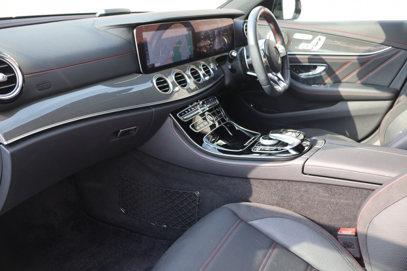 AMG Eクラス E53 4MATIC+　中期型 ｴｸｽｸﾙｰｼﾌﾞPKG AMGｽﾀﾘﾝｸﾞPKG(E53専用) ﾚｰﾀﾞｰｾｰﾌﾃｨPKG ｴｱﾊﾞﾗﾝｽPKG 1ｵｰﾅｰ ISG搭載 ﾊﾟﾉﾗﾏSR ｷｰﾚｽGO 黒ﾅｯﾊﾟ革 ｼｰﾄﾋｰﾀ ﾍﾞﾝﾁﾚｰﾀ 純正ﾅﾋﾞ地ﾃﾞｼﾞ 360°ｶﾒﾗ Burmester Applecarplay HUD PTS AMG20ｲﾝﾁAW　2年保証