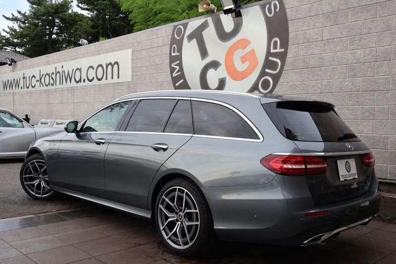 メルセデスベンツ Eクラス E220d ｽﾃｰｼｮﾝﾜｺﾞﾝ ｽﾎﾟｰﾂ　後期型 ｴｸｽｸﾙｰｼﾌﾞPKG ｴｱﾊﾞﾗﾝｽPKG ﾚｰﾀﾞｰｾｰﾌﾃｨPKG ﾊﾟﾉﾗﾏSR 茶ﾅｯﾊﾟ革 ｼｰﾄﾋｰﾀ 純正ﾅﾋﾞ地ﾃﾞｼﾞ 360°ｶﾒﾗ MBUX ARﾅﾋﾞｹﾞｰｼｮﾝ Burmester Applecarplay ﾜｲﾔﾚｽﾁｬｰｼﾞﾝｸﾞ HUD PTS AMG19ｲﾝﾁAW　2年保証