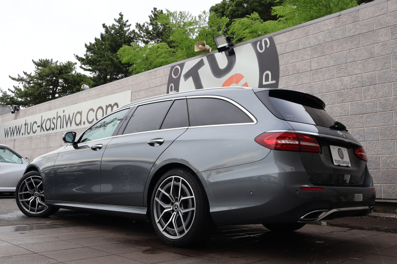 メルセデスベンツ Eクラス E220d ｽﾃｰｼｮﾝﾜｺﾞﾝ ｽﾎﾟｰﾂ　後期型 ｴｸｽｸﾙｰｼﾌﾞPKG ｴｱﾊﾞﾗﾝｽPKG ﾚｰﾀﾞｰｾｰﾌﾃｨPKG ﾊﾟﾉﾗﾏSR 茶ﾅｯﾊﾟ革 ｼｰﾄﾋｰﾀ 純正ﾅﾋﾞ地ﾃﾞｼﾞ 360°ｶﾒﾗ MBUX ARﾅﾋﾞｹﾞｰｼｮﾝ Burmester Applecarplay ﾜｲﾔﾚｽﾁｬｰｼﾞﾝｸﾞ HUD PTS AMG19ｲﾝﾁAW　2年保証