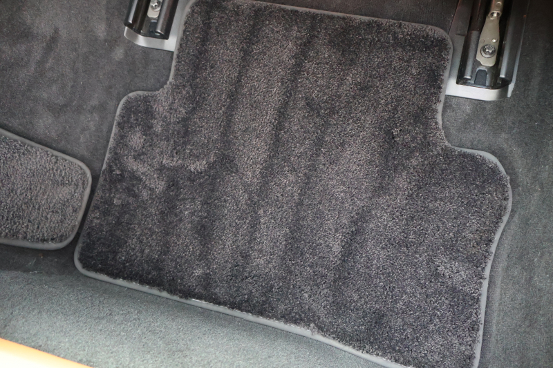 メルセデスベンツ Eクラス E220d ｽﾃｰｼｮﾝﾜｺﾞﾝ ｽﾎﾟｰﾂ　後期型 ｴｸｽｸﾙｰｼﾌﾞPKG ｴｱﾊﾞﾗﾝｽPKG ﾚｰﾀﾞｰｾｰﾌﾃｨPKG ﾊﾟﾉﾗﾏSR 茶ﾅｯﾊﾟ革 ｼｰﾄﾋｰﾀ 純正ﾅﾋﾞ地ﾃﾞｼﾞ 360°ｶﾒﾗ MBUX ARﾅﾋﾞｹﾞｰｼｮﾝ Burmester Applecarplay ﾜｲﾔﾚｽﾁｬｰｼﾞﾝｸﾞ HUD PTS AMG19ｲﾝﾁAW　2年保証