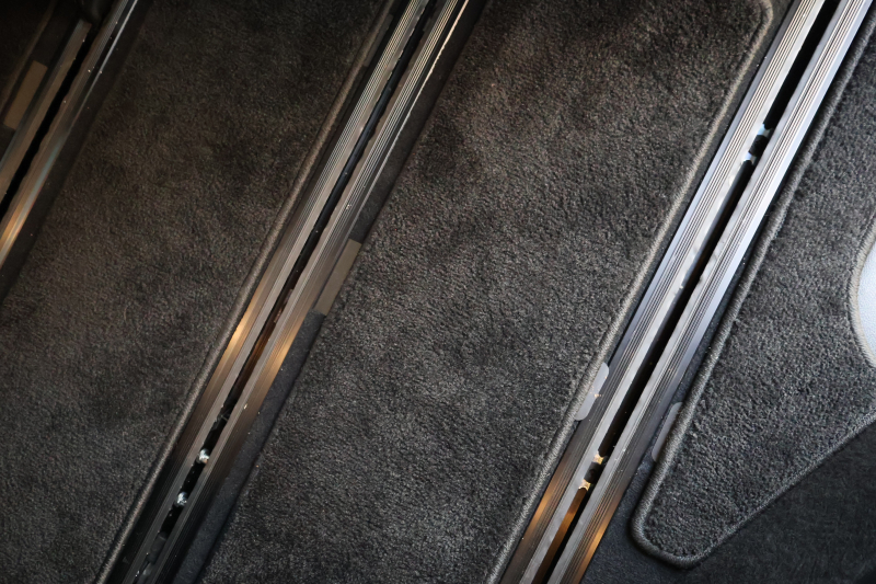 メルセデスベンツ Vクラス V220d ｱﾊﾞﾝｷﾞｬﾙﾄﾞ ﾛﾝｸﾞ　後期型 AMGﾗｲﾝ ﾚｰﾀﾞｰｾｰﾌﾃｨPKG ｴｸｽｸﾙｰｼﾌﾞｼｰﾄPKG 黒革 2列目ｴｸｽｸﾙｰｼﾌﾞｼｰﾄ ｼｰﾄﾋｰﾀ ﾍﾞﾝﾁﾚｰﾀ 純正ﾅﾋﾞ地ﾃﾞｼﾞ 360度ｶﾒﾗ Burmester LED AMG19ｲﾝﾁAW　2年保証