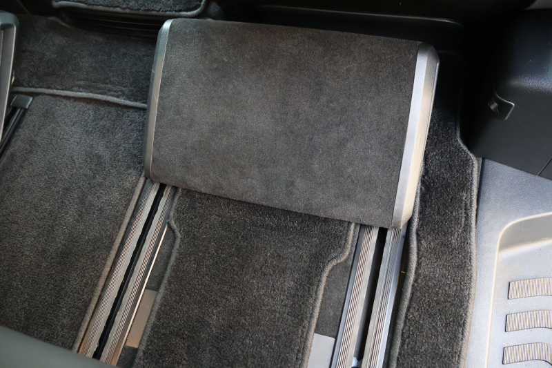 メルセデスベンツ Vクラス V220d ｱﾊﾞﾝｷﾞｬﾙﾄﾞ ﾛﾝｸﾞ　後期型 AMGﾗｲﾝ ﾚｰﾀﾞｰｾｰﾌﾃｨPKG ｴｸｽｸﾙｰｼﾌﾞｼｰﾄPKG 黒革 2列目ｴｸｽｸﾙｰｼﾌﾞｼｰﾄ ｼｰﾄﾋｰﾀ ﾍﾞﾝﾁﾚｰﾀ 純正ﾅﾋﾞ地ﾃﾞｼﾞ 360度ｶﾒﾗ Burmester LED AMG19ｲﾝﾁAW　2年保証