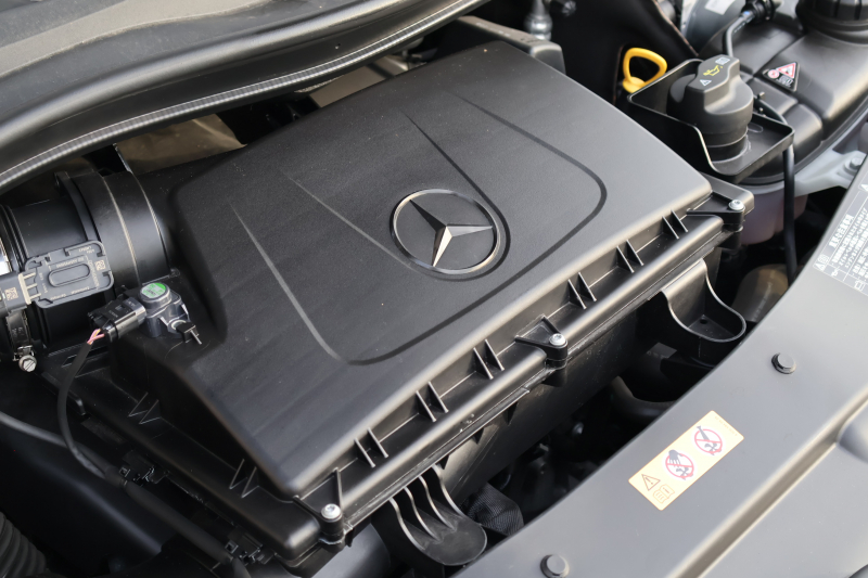 メルセデスベンツ Vクラス V220d ｱﾊﾞﾝｷﾞｬﾙﾄﾞ ﾛﾝｸﾞ　後期型 AMGﾗｲﾝ ﾚｰﾀﾞｰｾｰﾌﾃｨPKG ｴｸｽｸﾙｰｼﾌﾞｼｰﾄPKG 黒革 2列目ｴｸｽｸﾙｰｼﾌﾞｼｰﾄ ｼｰﾄﾋｰﾀ ﾍﾞﾝﾁﾚｰﾀ 純正ﾅﾋﾞ地ﾃﾞｼﾞ 360度ｶﾒﾗ Burmester LED AMG19ｲﾝﾁAW　2年保証