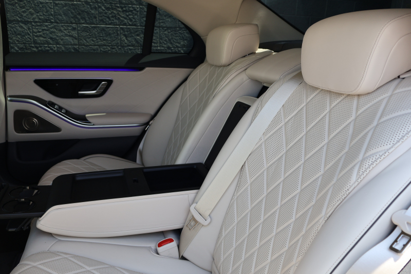 メルセデスベンツ Sクラス S500 4MATIC AMGﾗｲﾝ　現行型 ﾚｻﾞｰｴｸｽｸﾙｰｼﾌﾞPKG ﾍﾞｰｼｯｸPKG ﾚｰﾀﾞｰｾｰﾌﾃｨPKG ﾊﾟﾉﾗﾏSR  ﾍﾞｰｼﾞｭ革ｼｰﾄ ｼｰﾄﾋｰﾀ ﾍﾞﾝﾁﾚｰﾀ DIGITALﾍｯﾄﾞ 純正ARﾅﾋﾞ地ﾃﾞｼﾞ MBUX 3Dｺｯｸﾋﾟｯﾄ 360度ｶﾒﾗ AppleCarPlay ﾘｱｱｸｽﾙｽﾃｱ HUD AMG21ｲﾝﾁAW　2年保証