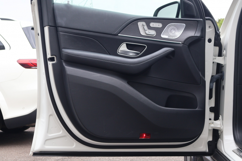 メルセデスベンツ GLE GLE400d 4MATIC ｽﾎﾟｰﾂ　ﾚｰﾀﾞｰｾｰﾌﾃｨPKG ｴﾅｼﾞｬｲｼﾞﾝｸﾞPKG ﾊﾟﾉﾗﾏSR 黒ﾅｯﾊﾟ革 ｼｰﾄﾋｰﾀｰ ﾍﾞﾝﾁﾚｰﾀｰ 純正12.3ｲﾝﾁﾅﾋﾞTV MBUX 360°ｶﾒﾗ Burmester 温冷機能付ｶｯﾌﾟﾎﾙﾀﾞｰ HUD LEDﾗｲﾄ AMG20ｲﾝﾁAW　2年保証