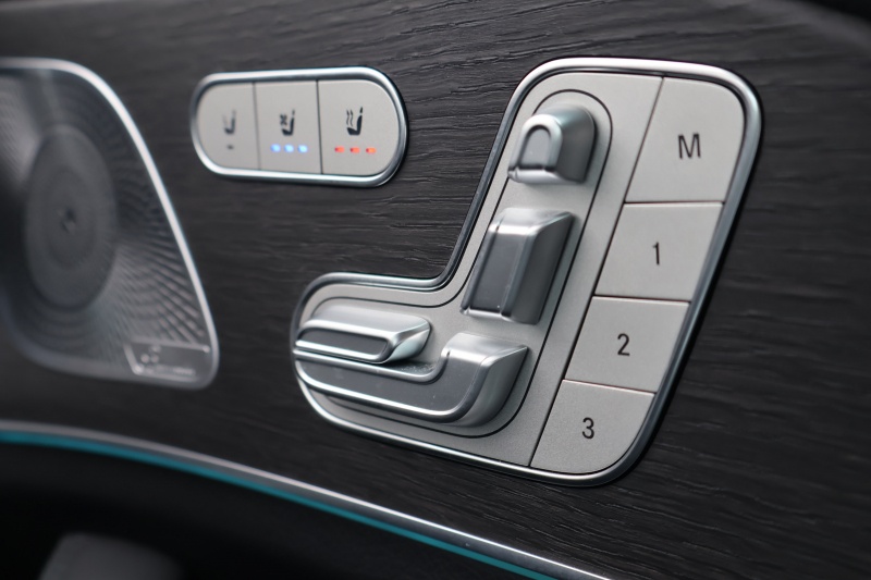 メルセデスベンツ GLE GLE400d 4MATIC ｽﾎﾟｰﾂ　ﾚｰﾀﾞｰｾｰﾌﾃｨPKG ｴﾅｼﾞｬｲｼﾞﾝｸﾞPKG ﾊﾟﾉﾗﾏSR 黒ﾅｯﾊﾟ革 ｼｰﾄﾋｰﾀｰ ﾍﾞﾝﾁﾚｰﾀｰ 純正12.3ｲﾝﾁﾅﾋﾞTV MBUX 360°ｶﾒﾗ Burmester 温冷機能付ｶｯﾌﾟﾎﾙﾀﾞｰ HUD LEDﾗｲﾄ AMG20ｲﾝﾁAW　2年保証