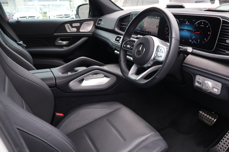メルセデスベンツ GLE GLE400d 4MATIC ｽﾎﾟｰﾂ　ﾚｰﾀﾞｰｾｰﾌﾃｨPKG ｴﾅｼﾞｬｲｼﾞﾝｸﾞPKG ﾊﾟﾉﾗﾏSR 黒ﾅｯﾊﾟ革 ｼｰﾄﾋｰﾀｰ ﾍﾞﾝﾁﾚｰﾀｰ 純正12.3ｲﾝﾁﾅﾋﾞTV MBUX 360°ｶﾒﾗ Burmester 温冷機能付ｶｯﾌﾟﾎﾙﾀﾞｰ HUD LEDﾗｲﾄ AMG20ｲﾝﾁAW　2年保証