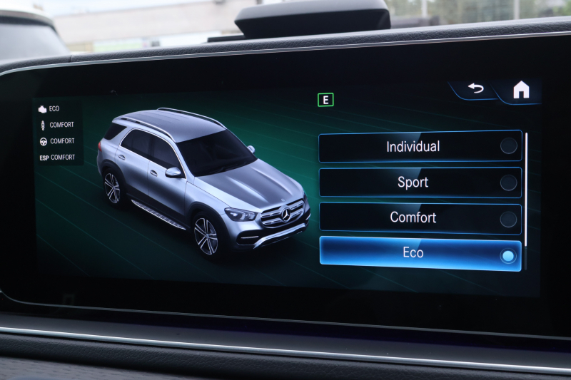 メルセデスベンツ GLE GLE400d 4MATIC ｽﾎﾟｰﾂ　ﾚｰﾀﾞｰｾｰﾌﾃｨPKG ｴﾅｼﾞｬｲｼﾞﾝｸﾞPKG ﾊﾟﾉﾗﾏSR 黒ﾅｯﾊﾟ革 ｼｰﾄﾋｰﾀｰ ﾍﾞﾝﾁﾚｰﾀｰ 純正12.3ｲﾝﾁﾅﾋﾞTV MBUX 360°ｶﾒﾗ Burmester 温冷機能付ｶｯﾌﾟﾎﾙﾀﾞｰ HUD LEDﾗｲﾄ AMG20ｲﾝﾁAW　2年保証