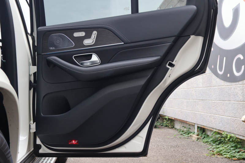 メルセデスベンツ GLE GLE400d 4MATIC ｽﾎﾟｰﾂ　ﾚｰﾀﾞｰｾｰﾌﾃｨPKG ｴﾅｼﾞｬｲｼﾞﾝｸﾞPKG ﾊﾟﾉﾗﾏSR 黒ﾅｯﾊﾟ革 ｼｰﾄﾋｰﾀｰ ﾍﾞﾝﾁﾚｰﾀｰ 純正12.3ｲﾝﾁﾅﾋﾞTV MBUX 360°ｶﾒﾗ Burmester 温冷機能付ｶｯﾌﾟﾎﾙﾀﾞｰ HUD LEDﾗｲﾄ AMG20ｲﾝﾁAW　2年保証