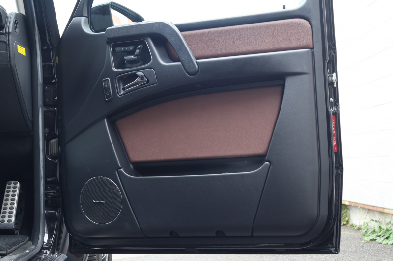 メルセデスベンツ Gクラス G350d　後期型 ﾗｸﾞｼﾞｭｱﾘｰPKG ｴｸｽﾃﾘｱｽﾃﾝﾚｽPKG ｸﾛｰﾑPKG ﾃﾞｨｽﾄﾛﾆｯｸ&BSM 7AT SR 茶革ｼｰﾄ ﾒﾓﾘｰ付Pｼｰﾄ 全席ﾋｰﾀｰ 純正8ｲﾝﾁﾜｲﾄﾞﾅﾋﾞ地ﾃﾞｼﾞ Bｶﾒﾗ harman/kardon LOGIC7ｻﾗｳﾝﾄﾞ appleCarplay AndroidAuto PTS ｷｾﾉﾝ AMG20ｲﾝﾁAW　2年保証