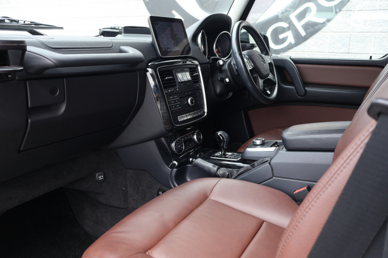 メルセデスベンツ Gクラス G350d　後期型 ﾗｸﾞｼﾞｭｱﾘｰPKG ｴｸｽﾃﾘｱｽﾃﾝﾚｽPKG ｸﾛｰﾑPKG ﾃﾞｨｽﾄﾛﾆｯｸ&BSM 7AT SR 茶革ｼｰﾄ ﾒﾓﾘｰ付Pｼｰﾄ 全席ﾋｰﾀｰ 純正8ｲﾝﾁﾜｲﾄﾞﾅﾋﾞ地ﾃﾞｼﾞ Bｶﾒﾗ harman/kardon LOGIC7ｻﾗｳﾝﾄﾞ appleCarplay AndroidAuto PTS ｷｾﾉﾝ AMG20ｲﾝﾁAW　2年保証