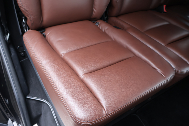 メルセデスベンツ Gクラス G350d　後期型 ﾗｸﾞｼﾞｭｱﾘｰPKG ｴｸｽﾃﾘｱｽﾃﾝﾚｽPKG ｸﾛｰﾑPKG ﾃﾞｨｽﾄﾛﾆｯｸ&BSM 7AT SR 茶革ｼｰﾄ ﾒﾓﾘｰ付Pｼｰﾄ 全席ﾋｰﾀｰ 純正8ｲﾝﾁﾜｲﾄﾞﾅﾋﾞ地ﾃﾞｼﾞ Bｶﾒﾗ harman/kardon LOGIC7ｻﾗｳﾝﾄﾞ appleCarplay AndroidAuto PTS ｷｾﾉﾝ AMG20ｲﾝﾁAW　2年保証