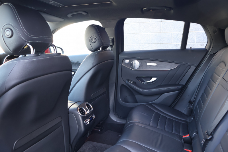 メルセデスベンツ GLCクーペ GLC220d 4MATIC ｸｰﾍﾟ AMGﾗｲﾝ　後期型 ﾚｻﾞｰｴｸｽｸﾙｰｼﾌﾞPKG ﾚｰﾀﾞｰｾｰﾌﾃｨPKG ｴｱﾊﾞﾗﾝｽPKG ﾊﾟﾉﾗﾏSR 黒革 ｼｰﾄﾋｰﾀ ﾍﾞﾝﾁﾚｰﾀ 純正10.25ｲﾝﾁﾅﾋﾞ地ﾃﾞｼﾞ ｺｯｸﾋﾟｯﾄDisp 360°ｶﾒﾗ Burmester 電動Rｹﾞｰﾄ HUD AMG19ｲﾝﾁAW　2年保証