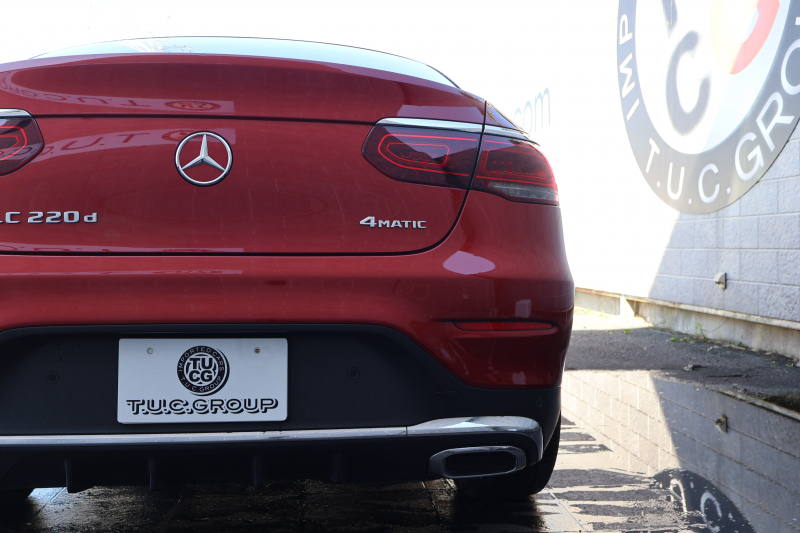 メルセデスベンツ GLCクーペ GLC220d 4MATIC ｸｰﾍﾟ AMGﾗｲﾝ　後期型 ﾚｻﾞｰｴｸｽｸﾙｰｼﾌﾞPKG ﾚｰﾀﾞｰｾｰﾌﾃｨPKG ｴｱﾊﾞﾗﾝｽPKG ﾊﾟﾉﾗﾏSR 黒革 ｼｰﾄﾋｰﾀ ﾍﾞﾝﾁﾚｰﾀ 純正10.25ｲﾝﾁﾅﾋﾞ地ﾃﾞｼﾞ ｺｯｸﾋﾟｯﾄDisp 360°ｶﾒﾗ Burmester 電動Rｹﾞｰﾄ HUD AMG19ｲﾝﾁAW　2年保証