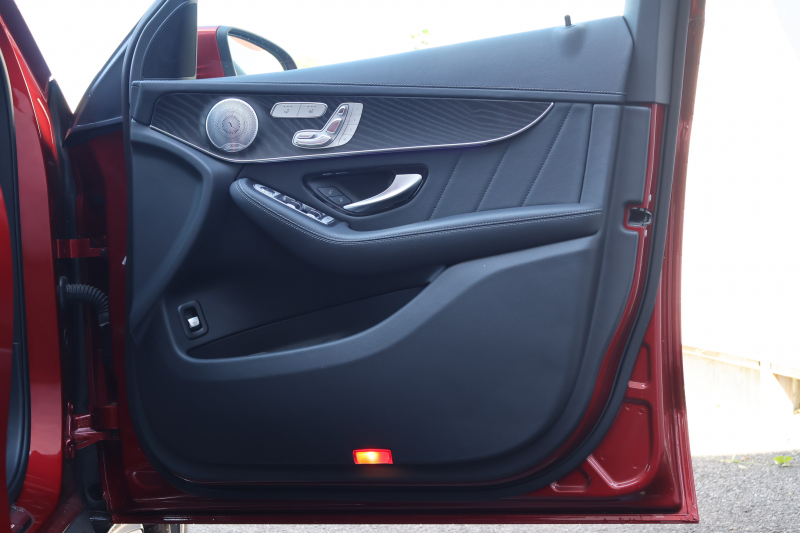 メルセデスベンツ GLCクーペ GLC220d 4MATIC ｸｰﾍﾟ AMGﾗｲﾝ　後期型 ﾚｻﾞｰｴｸｽｸﾙｰｼﾌﾞPKG ﾚｰﾀﾞｰｾｰﾌﾃｨPKG ｴｱﾊﾞﾗﾝｽPKG ﾊﾟﾉﾗﾏSR 黒革 ｼｰﾄﾋｰﾀ ﾍﾞﾝﾁﾚｰﾀ 純正10.25ｲﾝﾁﾅﾋﾞ地ﾃﾞｼﾞ ｺｯｸﾋﾟｯﾄDisp 360°ｶﾒﾗ Burmester 電動Rｹﾞｰﾄ HUD AMG19ｲﾝﾁAW　2年保証