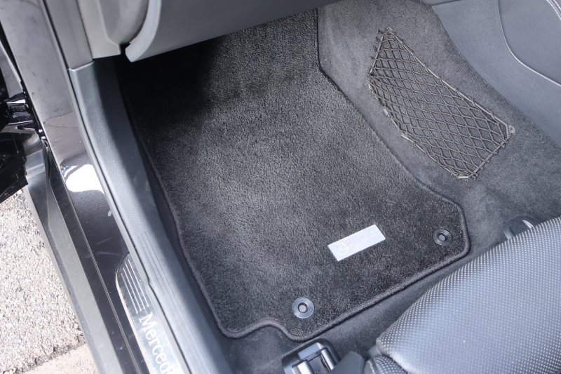 メルセデスベンツ GLCクーペ GLC220d 4MATIC ｸｰﾍﾟ AMGﾗｲﾝ　後期型 ﾚｻﾞｰｴｸｽｸﾙｰｼﾌﾞPKG ﾚｰﾀﾞｰｾｰﾌﾃｨPKG ｴｱﾊﾞﾗﾝｽPKG ｶﾞﾗｽSR 黒革 ｼｰﾄﾋｰﾀ ﾍﾞﾝﾁﾚｰﾀ 純正10.25ｲﾝﾁﾅﾋﾞ地ﾃﾞｼﾞ ｺｯｸﾋﾟｯﾄDisp 360°ｶﾒﾗ Burmester 電動Rｹﾞｰﾄ HUD AMG19ｲﾝﾁAW　2年保証