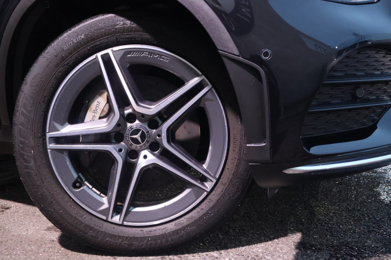 メルセデスベンツ GLCクーペ GLC220d 4MATIC ｸｰﾍﾟ AMGﾗｲﾝ　後期型 ﾚｻﾞｰｴｸｽｸﾙｰｼﾌﾞPKG ﾚｰﾀﾞｰｾｰﾌﾃｨPKG ｴｱﾊﾞﾗﾝｽPKG ｶﾞﾗｽSR 黒革 ｼｰﾄﾋｰﾀ ﾍﾞﾝﾁﾚｰﾀ 純正10.25ｲﾝﾁﾅﾋﾞ地ﾃﾞｼﾞ ｺｯｸﾋﾟｯﾄDisp 360°ｶﾒﾗ Burmester 電動Rｹﾞｰﾄ HUD AMG19ｲﾝﾁAW　2年保証