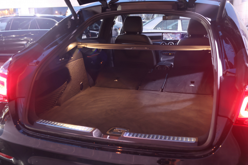 メルセデスベンツ GLCクーペ GLC220d 4MATIC ｸｰﾍﾟ AMGﾗｲﾝ　後期型 ﾚｻﾞｰｴｸｽｸﾙｰｼﾌﾞPKG ﾚｰﾀﾞｰｾｰﾌﾃｨPKG ｴｱﾊﾞﾗﾝｽPKG ｶﾞﾗｽSR 黒革 ｼｰﾄﾋｰﾀ ﾍﾞﾝﾁﾚｰﾀ 純正10.25ｲﾝﾁﾅﾋﾞ地ﾃﾞｼﾞ ｺｯｸﾋﾟｯﾄDisp 360°ｶﾒﾗ Burmester 電動Rｹﾞｰﾄ HUD AMG19ｲﾝﾁAW　2年保証