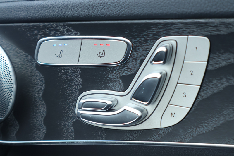 メルセデスベンツ GLCクーペ GLC220d 4MATIC ｸｰﾍﾟ AMGﾗｲﾝ　後期型 ﾚｻﾞｰｴｸｽｸﾙｰｼﾌﾞPKG ﾚｰﾀﾞｰｾｰﾌﾃｨPKG ｴｱﾊﾞﾗﾝｽPKG ｶﾞﾗｽSR 黒革 ｼｰﾄﾋｰﾀ ﾍﾞﾝﾁﾚｰﾀ 純正10.25ｲﾝﾁﾅﾋﾞ地ﾃﾞｼﾞ ｺｯｸﾋﾟｯﾄDisp 360°ｶﾒﾗ Burmester 電動Rｹﾞｰﾄ HUD AMG19ｲﾝﾁAW　2年保証