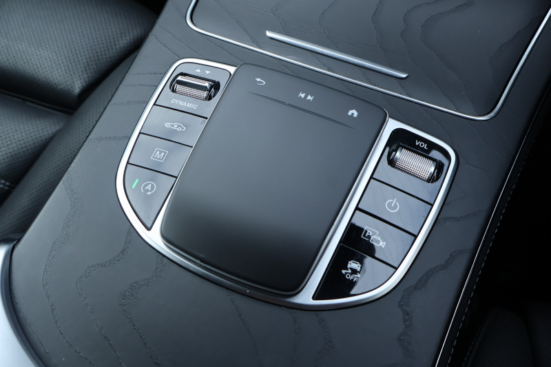 メルセデスベンツ GLCクーペ GLC220d 4MATIC ｸｰﾍﾟ AMGﾗｲﾝ　後期型 ﾚｻﾞｰｴｸｽｸﾙｰｼﾌﾞPKG ﾚｰﾀﾞｰｾｰﾌﾃｨPKG ｴｱﾊﾞﾗﾝｽPKG ｶﾞﾗｽSR 黒革 ｼｰﾄﾋｰﾀ ﾍﾞﾝﾁﾚｰﾀ 純正10.25ｲﾝﾁﾅﾋﾞ地ﾃﾞｼﾞ ｺｯｸﾋﾟｯﾄDisp 360°ｶﾒﾗ Burmester 電動Rｹﾞｰﾄ HUD AMG19ｲﾝﾁAW　2年保証