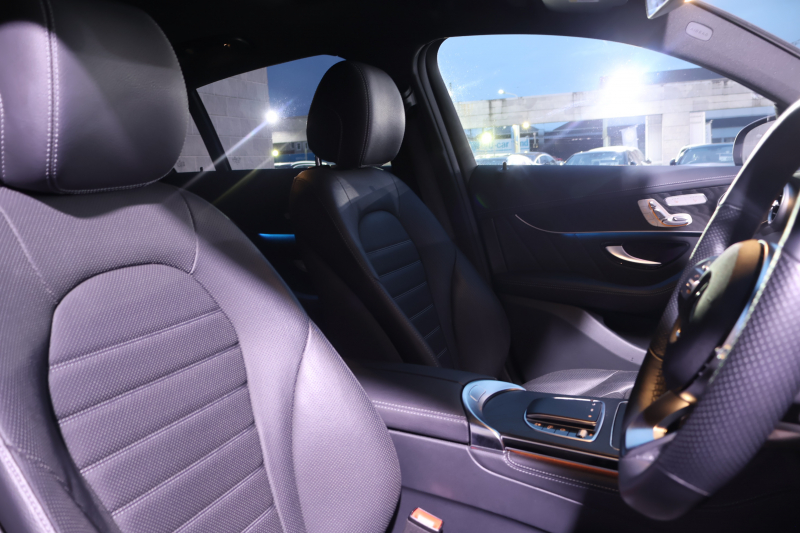 メルセデスベンツ GLCクーペ GLC220d 4MATIC ｸｰﾍﾟ AMGﾗｲﾝ　後期型 ﾚｻﾞｰｴｸｽｸﾙｰｼﾌﾞPKG ﾚｰﾀﾞｰｾｰﾌﾃｨPKG ｴｱﾊﾞﾗﾝｽPKG ｶﾞﾗｽSR 黒革 ｼｰﾄﾋｰﾀ ﾍﾞﾝﾁﾚｰﾀ 純正10.25ｲﾝﾁﾅﾋﾞ地ﾃﾞｼﾞ ｺｯｸﾋﾟｯﾄDisp 360°ｶﾒﾗ Burmester 電動Rｹﾞｰﾄ HUD AMG19ｲﾝﾁAW　2年保証