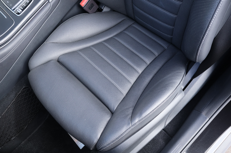 メルセデスベンツ GLCクーペ GLC220d 4MATIC ｸｰﾍﾟ AMGﾗｲﾝ　後期型 ﾚｻﾞｰｴｸｽｸﾙｰｼﾌﾞPKG ﾚｰﾀﾞｰｾｰﾌﾃｨPKG ｴｱﾊﾞﾗﾝｽPKG ｶﾞﾗｽSR 黒革 ｼｰﾄﾋｰﾀ ﾍﾞﾝﾁﾚｰﾀ 純正10.25ｲﾝﾁﾅﾋﾞ地ﾃﾞｼﾞ ｺｯｸﾋﾟｯﾄDisp 360°ｶﾒﾗ Burmester 電動Rｹﾞｰﾄ HUD AMG19ｲﾝﾁAW　2年保証