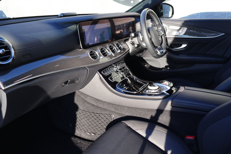 AMG Eクラス E43 4MATIC ｽﾃｰｼｮﾝﾜｺﾞﾝ　ｴｸｽｸﾙｰｼﾌﾞPKG ﾚｰﾀﾞｰｾｰﾌﾃｨPKG ｴｱﾊﾞﾗﾝｽPKG ﾊﾟﾉﾗﾏSR ｷｰﾚｽGO 黒ﾅｯﾊﾟ革 ｼｰﾄﾋｰﾀｰ ﾍﾞﾝﾁﾚｰﾀｰ 純正ﾅﾋﾞ地ﾃﾞｼﾞ 360°ｶﾒﾗ Burmesterｻﾗｳﾝﾄﾞ Applecarplay Android Auto 電動Rｹﾞｰﾄ HUD PTS AMG20ｲﾝﾁAW　2年保証