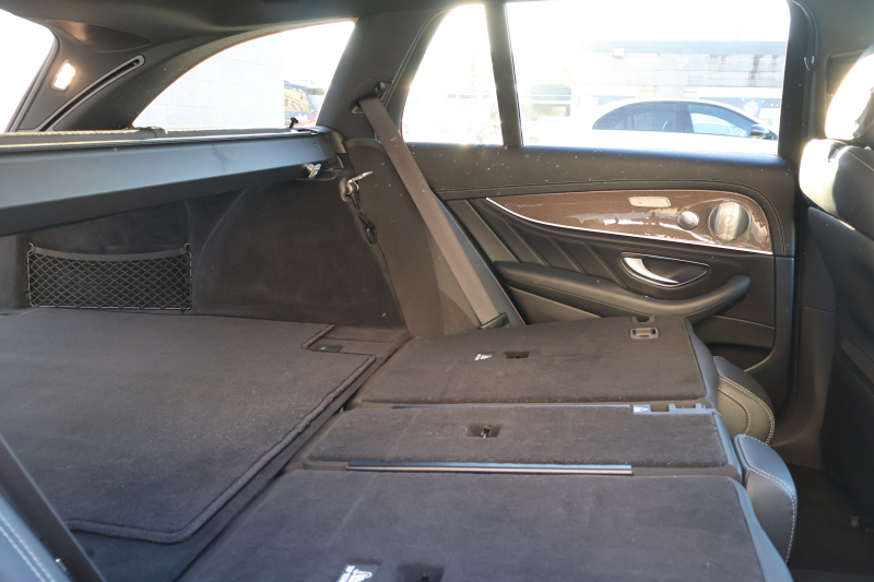 AMG Eクラス E43 4MATIC ｽﾃｰｼｮﾝﾜｺﾞﾝ　ｴｸｽｸﾙｰｼﾌﾞPKG ﾚｰﾀﾞｰｾｰﾌﾃｨPKG ｴｱﾊﾞﾗﾝｽPKG ﾊﾟﾉﾗﾏSR ｷｰﾚｽGO 黒ﾅｯﾊﾟ革 ｼｰﾄﾋｰﾀｰ ﾍﾞﾝﾁﾚｰﾀｰ 純正ﾅﾋﾞ地ﾃﾞｼﾞ 360°ｶﾒﾗ Burmesterｻﾗｳﾝﾄﾞ Applecarplay Android Auto 電動Rｹﾞｰﾄ HUD PTS AMG20ｲﾝﾁAW　2年保証