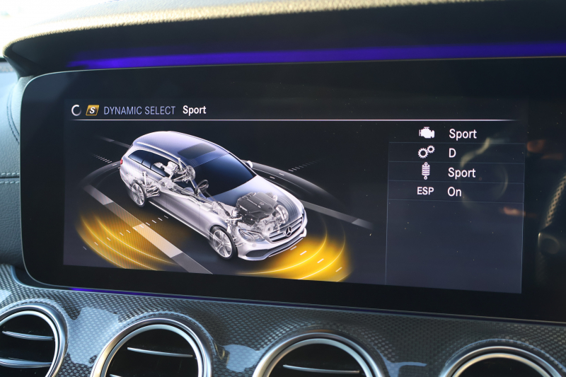 AMG Eクラス E43 4MATIC ｽﾃｰｼｮﾝﾜｺﾞﾝ　ｴｸｽｸﾙｰｼﾌﾞPKG ﾚｰﾀﾞｰｾｰﾌﾃｨPKG ｴｱﾊﾞﾗﾝｽPKG ﾊﾟﾉﾗﾏSR ｷｰﾚｽGO 黒ﾅｯﾊﾟ革 ｼｰﾄﾋｰﾀｰ ﾍﾞﾝﾁﾚｰﾀｰ 純正ﾅﾋﾞ地ﾃﾞｼﾞ 360°ｶﾒﾗ Burmesterｻﾗｳﾝﾄﾞ Applecarplay Android Auto 電動Rｹﾞｰﾄ HUD PTS AMG20ｲﾝﾁAW　2年保証