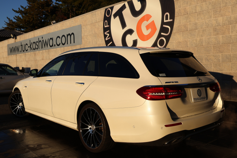 AMG Eクラス E43 4MATIC ｽﾃｰｼｮﾝﾜｺﾞﾝ　ｴｸｽｸﾙｰｼﾌﾞPKG ﾚｰﾀﾞｰｾｰﾌﾃｨPKG ｴｱﾊﾞﾗﾝｽPKG ﾊﾟﾉﾗﾏSR ｷｰﾚｽGO 黒ﾅｯﾊﾟ革 ｼｰﾄﾋｰﾀｰ ﾍﾞﾝﾁﾚｰﾀｰ 純正ﾅﾋﾞ地ﾃﾞｼﾞ 360°ｶﾒﾗ Burmesterｻﾗｳﾝﾄﾞ Applecarplay Android Auto 電動Rｹﾞｰﾄ HUD PTS AMG20ｲﾝﾁAW　2年保証