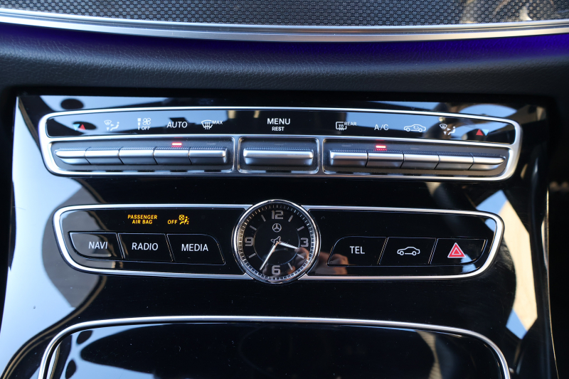 AMG Eクラス E43 4MATIC ｽﾃｰｼｮﾝﾜｺﾞﾝ　ｴｸｽｸﾙｰｼﾌﾞPKG ﾚｰﾀﾞｰｾｰﾌﾃｨPKG ｴｱﾊﾞﾗﾝｽPKG ﾊﾟﾉﾗﾏSR ｷｰﾚｽGO 黒ﾅｯﾊﾟ革 ｼｰﾄﾋｰﾀｰ ﾍﾞﾝﾁﾚｰﾀｰ 純正ﾅﾋﾞ地ﾃﾞｼﾞ 360°ｶﾒﾗ Burmesterｻﾗｳﾝﾄﾞ Applecarplay Android Auto 電動Rｹﾞｰﾄ HUD PTS AMG20ｲﾝﾁAW　2年保証