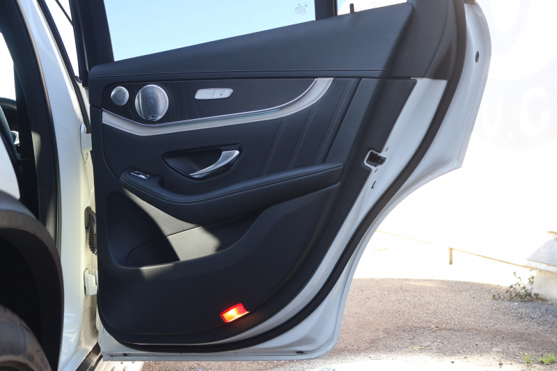 AMG GLC GLC63S 4MATIC+　ﾚｻﾞｰｴｸｽｸﾙｰｼﾌﾞPKG ｴｱﾊﾞﾗﾝｽPKG ﾚｰﾀﾞｰｾｰﾌﾃｨPKG ﾊﾟﾉﾗﾐｯｸSR 黒ﾅｯﾊﾟ革ｼｰﾄ ﾒﾓﾘｰ付ﾊﾟﾜｰｼｰﾄ ｼｰﾄﾋｰﾀｰ ｷｰﾚｽGO 純正ﾅﾋﾞ地ﾃﾞｼﾞ 360度ｶﾒﾗｼｽﾃﾑ PTS Burmester HUD 電動Rｹﾞｰﾄ LEDﾍｯﾄﾞﾗｲﾄ AMG21ｲﾝﾁAW　2年保証