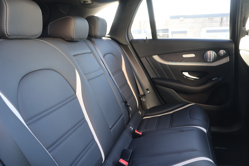 AMG GLC GLC63S 4MATIC+　ﾚｻﾞｰｴｸｽｸﾙｰｼﾌﾞPKG ｴｱﾊﾞﾗﾝｽPKG ﾚｰﾀﾞｰｾｰﾌﾃｨPKG ﾊﾟﾉﾗﾐｯｸSR 黒ﾅｯﾊﾟ革ｼｰﾄ ﾒﾓﾘｰ付ﾊﾟﾜｰｼｰﾄ ｼｰﾄﾋｰﾀｰ ｷｰﾚｽGO 純正ﾅﾋﾞ地ﾃﾞｼﾞ 360度ｶﾒﾗｼｽﾃﾑ PTS Burmester HUD 電動Rｹﾞｰﾄ LEDﾍｯﾄﾞﾗｲﾄ AMG21ｲﾝﾁAW　2年保証