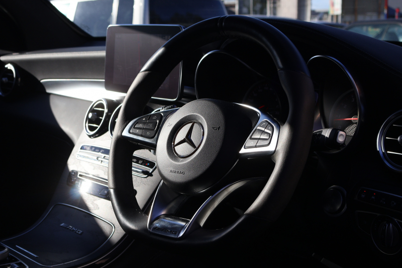 AMG GLC GLC63S 4MATIC+　ﾚｻﾞｰｴｸｽｸﾙｰｼﾌﾞPKG ｴｱﾊﾞﾗﾝｽPKG ﾚｰﾀﾞｰｾｰﾌﾃｨPKG ﾊﾟﾉﾗﾐｯｸSR 黒ﾅｯﾊﾟ革ｼｰﾄ ﾒﾓﾘｰ付ﾊﾟﾜｰｼｰﾄ ｼｰﾄﾋｰﾀｰ ｷｰﾚｽGO 純正ﾅﾋﾞ地ﾃﾞｼﾞ 360度ｶﾒﾗｼｽﾃﾑ PTS Burmester HUD 電動Rｹﾞｰﾄ LEDﾍｯﾄﾞﾗｲﾄ AMG21ｲﾝﾁAW　2年保証